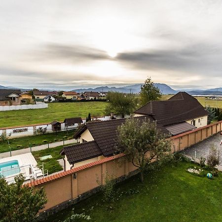 Vilman House Hotel Rîşnov Kültér fotó
