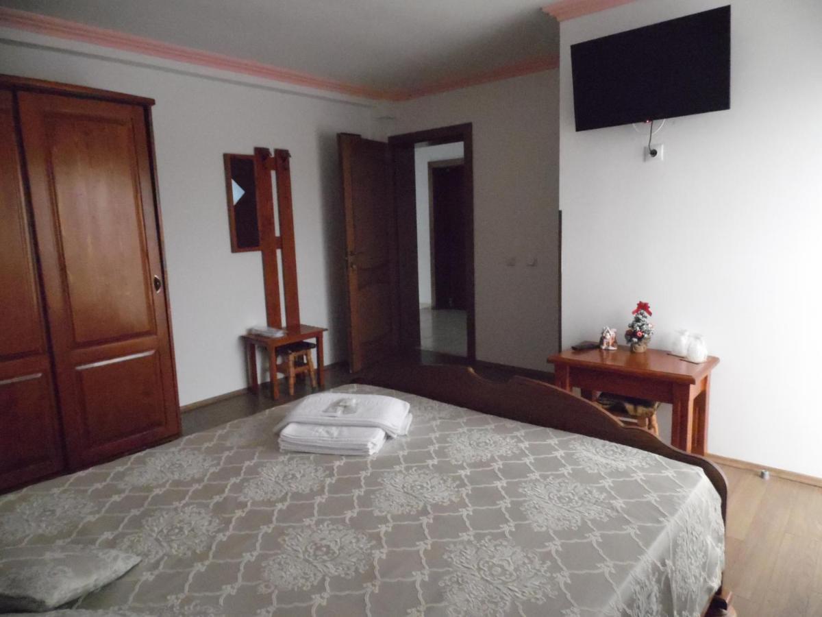 Vilman House Hotel Rîşnov Kültér fotó