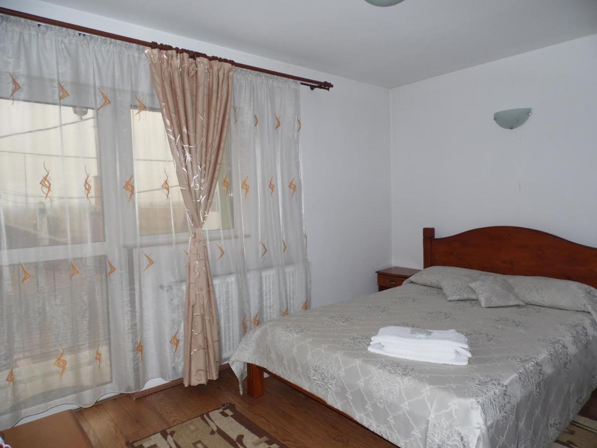 Vilman House Hotel Rîşnov Kültér fotó