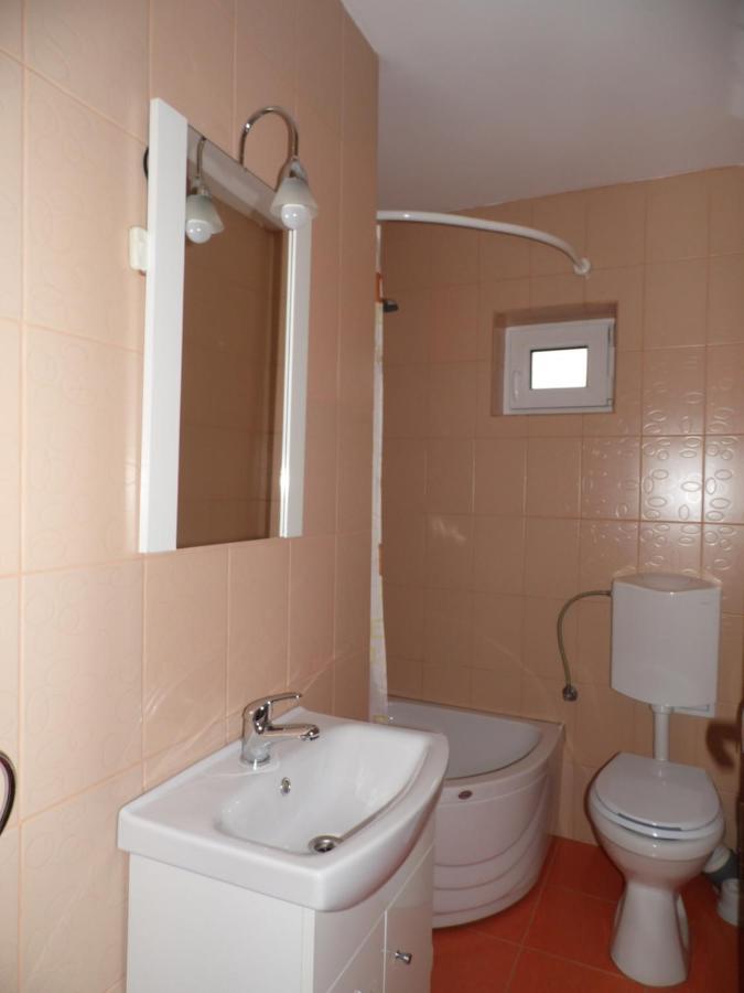 Vilman House Hotel Rîşnov Kültér fotó