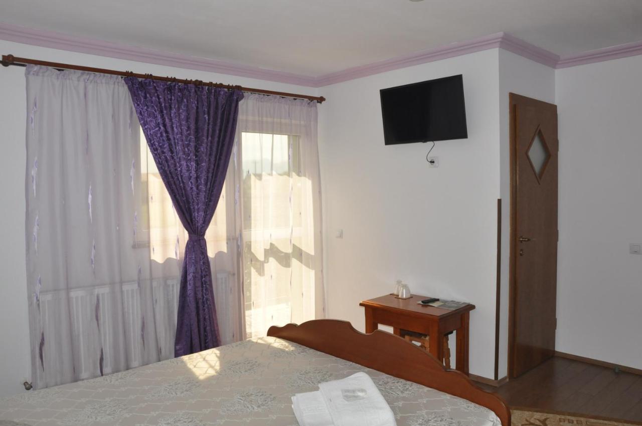 Vilman House Hotel Rîşnov Kültér fotó