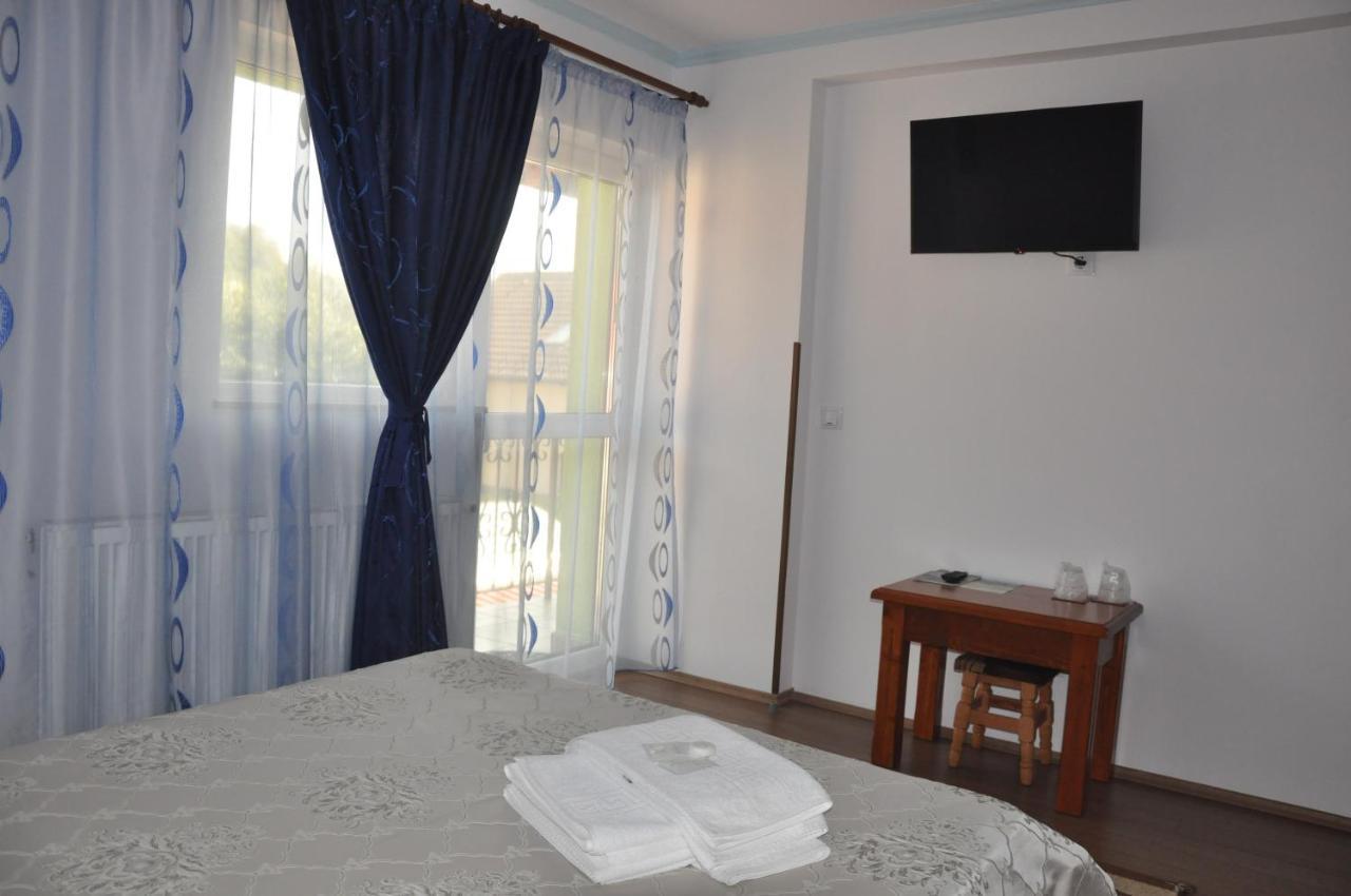Vilman House Hotel Rîşnov Kültér fotó