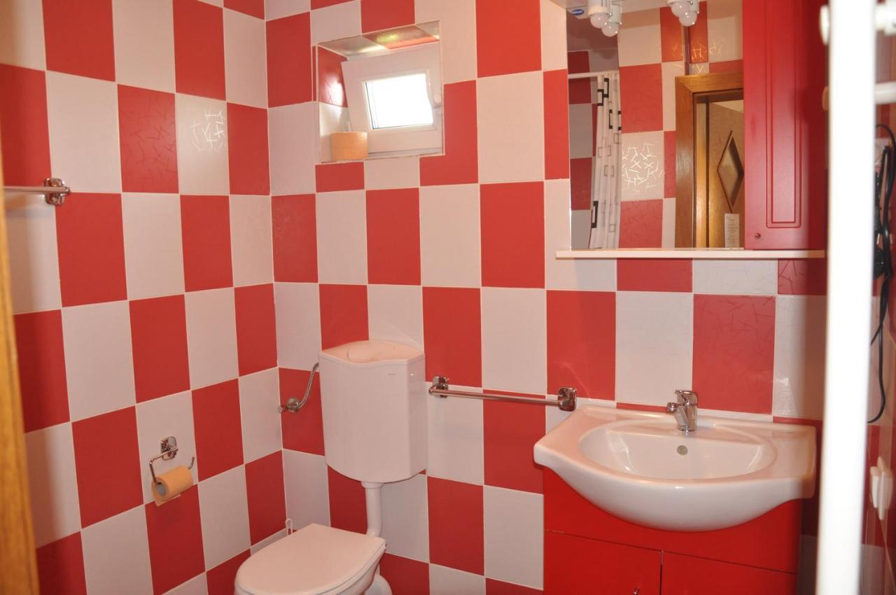 Vilman House Hotel Rîşnov Kültér fotó