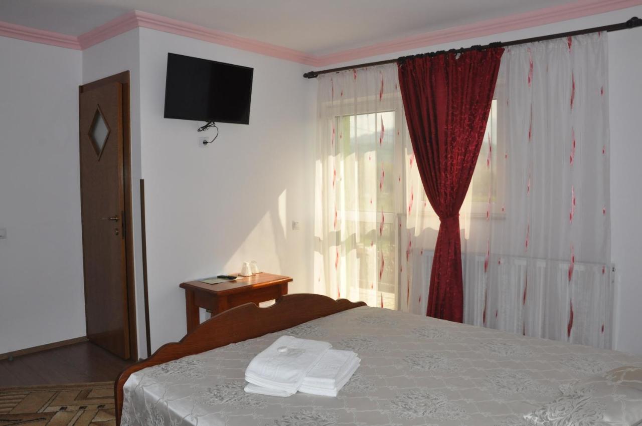 Vilman House Hotel Rîşnov Kültér fotó