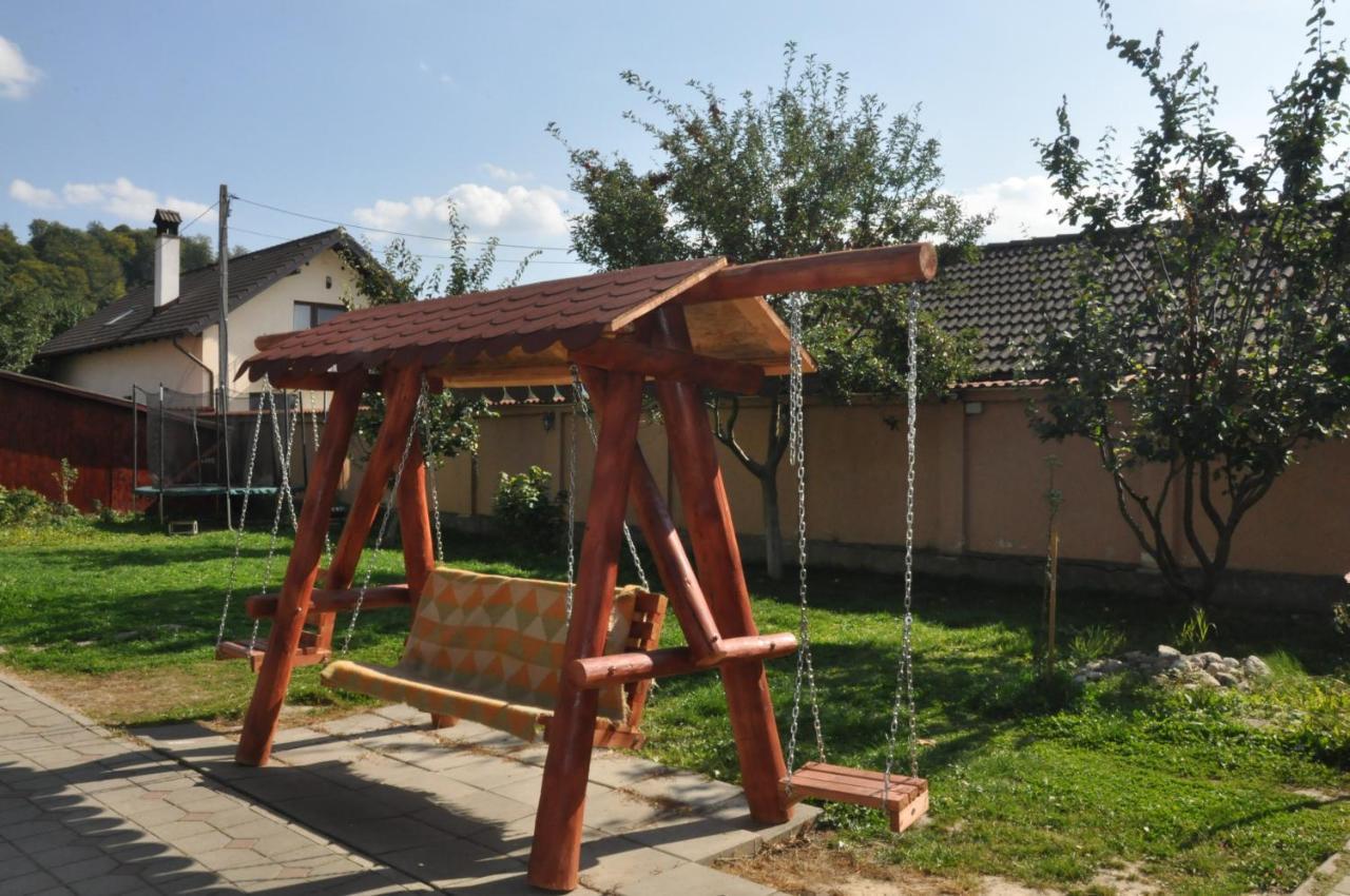Vilman House Hotel Rîşnov Kültér fotó