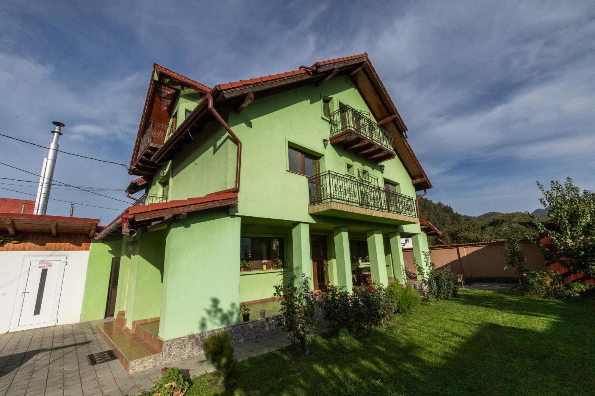 Vilman House Hotel Rîşnov Kültér fotó